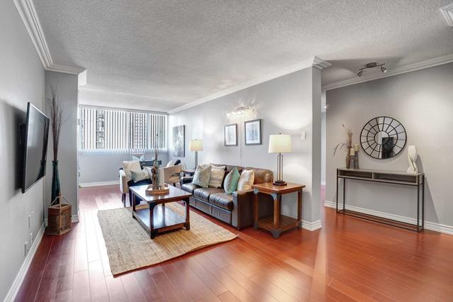 1104 - 80 Antibes Dr, Condo with 2 bedrooms, 1 bathrooms and 1 parking in Toronto ON | Image 11