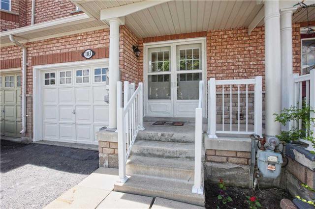 183 Checkerberry Cres, House attached with 3 bedrooms, 2 bathrooms and 2 parking in Brampton ON | Image 3