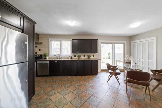 14 Maplewood Cres, House detached with 3 bedrooms, 2 bathrooms and 4 parking in Welland ON | Image 2