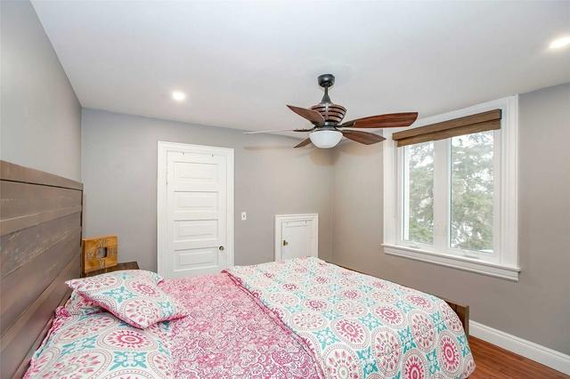 13 Harold St, House detached with 3 bedrooms, 3 bathrooms and 6 parking in Brampton ON | Image 10