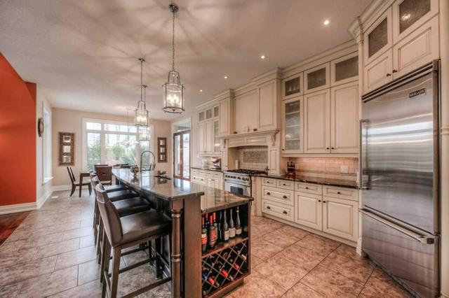 2515 Sandhills Rd, House detached with 4 bedrooms, 5 bathrooms and 25 parking in Wilmot ON | Image 2