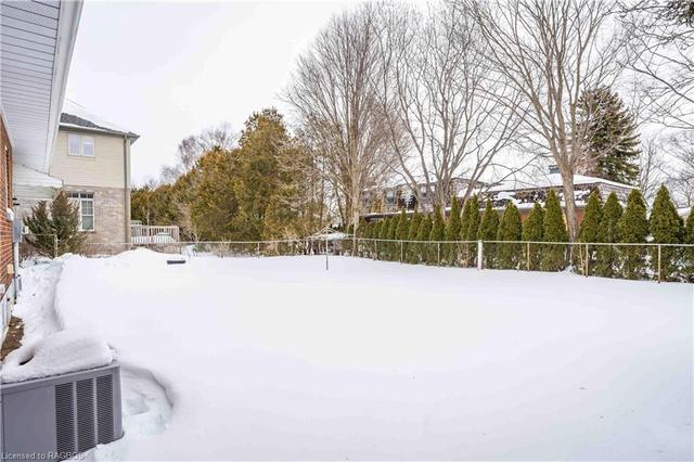 915 Goderich Street, House detached with 4 bedrooms, 2 bathrooms and null parking in Saugeen Shores ON | Image 33