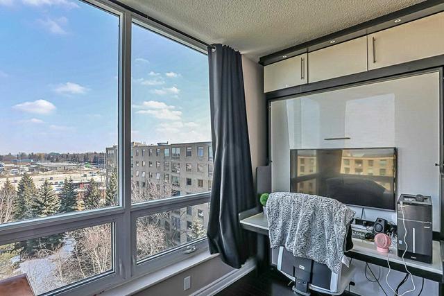 820 - 326 Major Mackenzie Dr E, Condo with 2 bedrooms, 2 bathrooms and 1 parking in Richmond Hill ON | Image 7