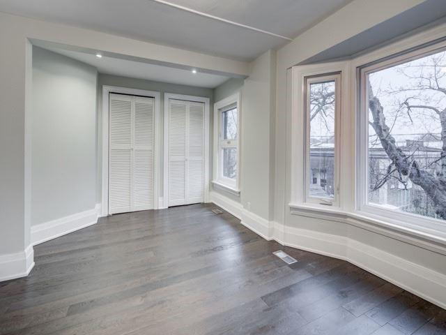 54 Benson Ave, House detached with 5 bedrooms, 3 bathrooms and 2 parking in Toronto ON | Image 8