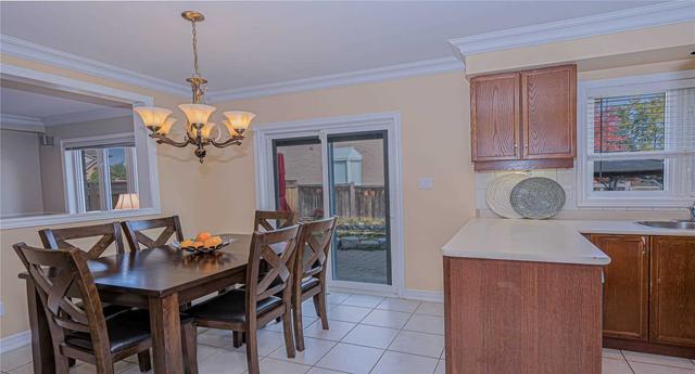 106 Wildhaven Cres, House detached with 4 bedrooms, 4 bathrooms and 4 parking in Vaughan ON | Image 7
