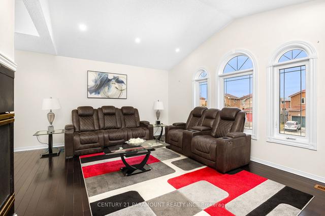 7 Upper Humber Dr, House detached with 4 bedrooms, 5 bathrooms and 6 parking in Toronto ON | Image 15