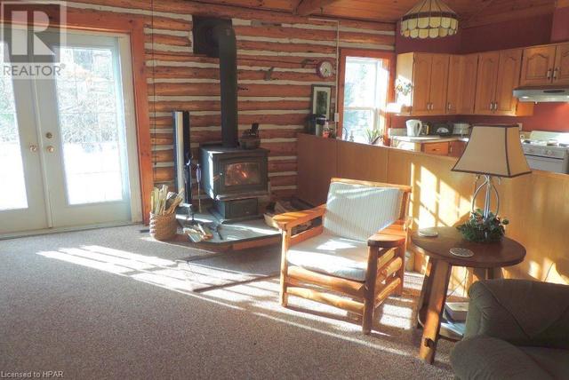 903 Mcrae Hay Lake Road, House detached with 3 bedrooms, 2 bathrooms and 2 parking in South Algonquin ON | Image 5