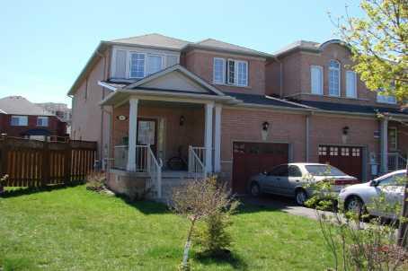 81 Rideau Dr, House semidetached with 3 bedrooms, 3 bathrooms and 3 parking in Richmond Hill ON | Image 2