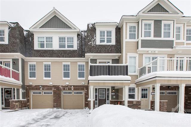 719 Juneberry Lane, Townhouse with 2 bedrooms, 2 bathrooms and 3 parking in Ottawa ON | Image 1