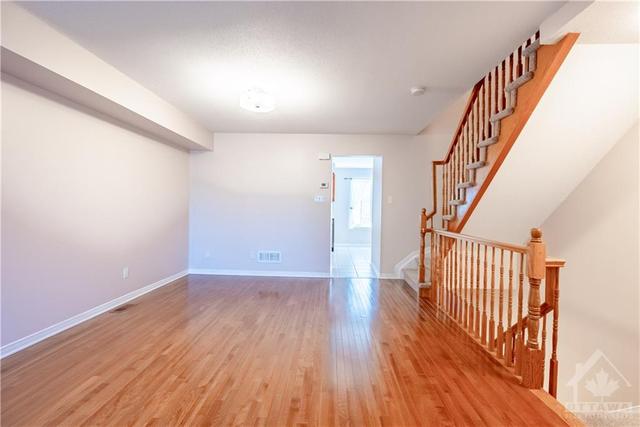 253 - 90 Edenvale Drive, Townhouse with 3 bedrooms, 3 bathrooms and 1 parking in Ottawa ON | Image 11
