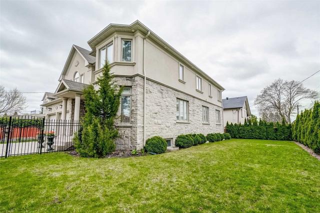 70 Roxaline St, House detached with 5 bedrooms, 5 bathrooms and 6 parking in Toronto ON | Image 32