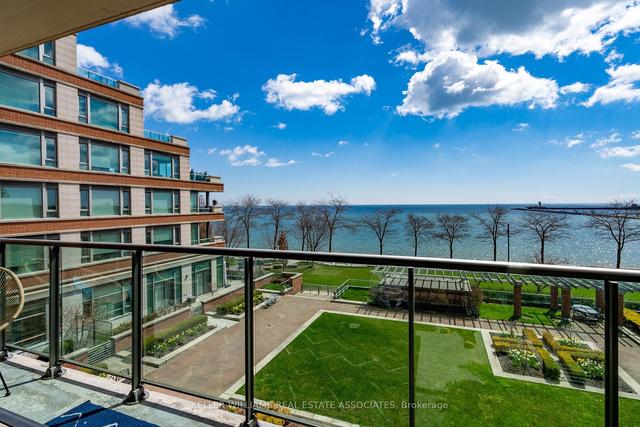 310 - 65 Port St E, Condo with 2 bedrooms, 3 bathrooms and 1 parking in Mississauga ON | Image 1