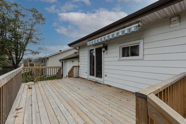 4 Anne St, House detached with 2 bedrooms, 2 bathrooms and 7 parking in Penetanguishene ON | Image 9