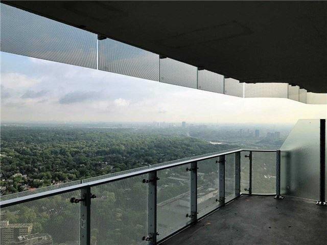 5009 - 1 Bloor St E, Condo with 2 bedrooms, 2 bathrooms and 1 parking in Toronto ON | Image 14