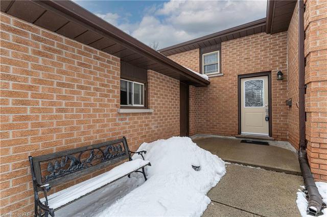 1988 Mapleridge Drive, House detached with 4 bedrooms, 3 bathrooms and null parking in Peterborough ON | Image 12