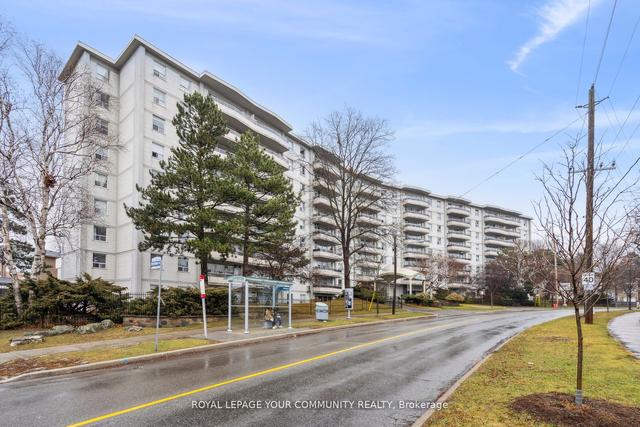 701 - 80 Grandravine Dr, Condo with 3 bedrooms, 1 bathrooms and 1 parking in Toronto ON | Image 12