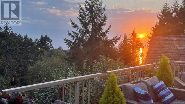 3541 Shelby Lane, House detached with 4 bedrooms, 3 bathrooms and 4 parking in Nanaimo E BC | Image 10