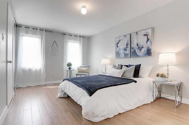 39 - 270 Timberbank Blvd, Townhouse with 3 bedrooms, 3 bathrooms and 2 parking in Toronto ON | Image 9