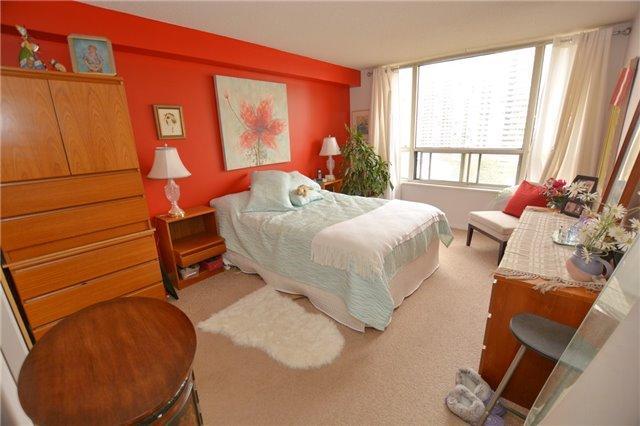 1005 - 100 Upper Madison Ave, Condo with 1 bedrooms, 2 bathrooms and 1 parking in Toronto ON | Image 7