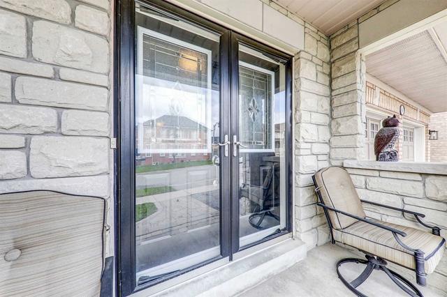 6 O'shea Cres, House detached with 4 bedrooms, 4 bathrooms and 4 parking in Ajax ON | Image 23