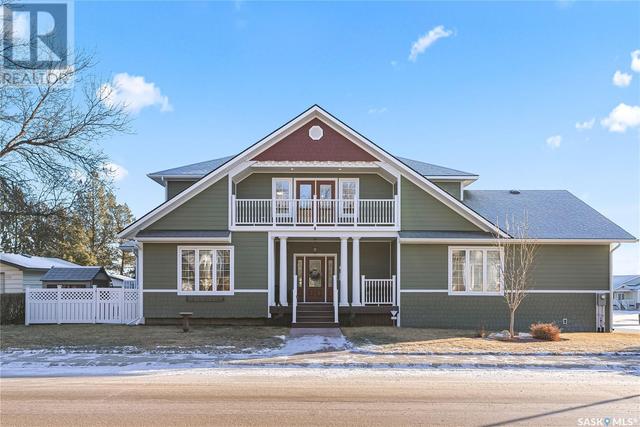 2 - 533 4th Avenue Ne, House detached with 4 bedrooms, 4 bathrooms and null parking in Swift Current SK | Image 1