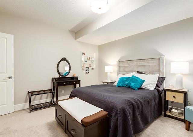19 Cranbrook Landing Se, Home with 3 bedrooms, 2 bathrooms and 4 parking in Calgary AB | Image 27