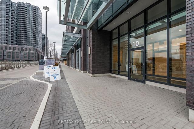 621 - 10 Gibbs St, Condo with 2 bedrooms, 2 bathrooms and 1 parking in Toronto ON | Image 1
