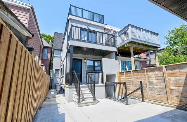 unite 3 - 131 Brock Ave, House semidetached with 2 bedrooms, 2 bathrooms and 0 parking in Toronto ON | Image 1