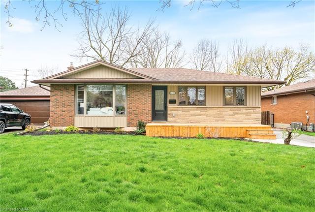 6498 Sheldon Street, House detached with 3 bedrooms, 2 bathrooms and 5 parking in Niagara Falls ON | Card Image