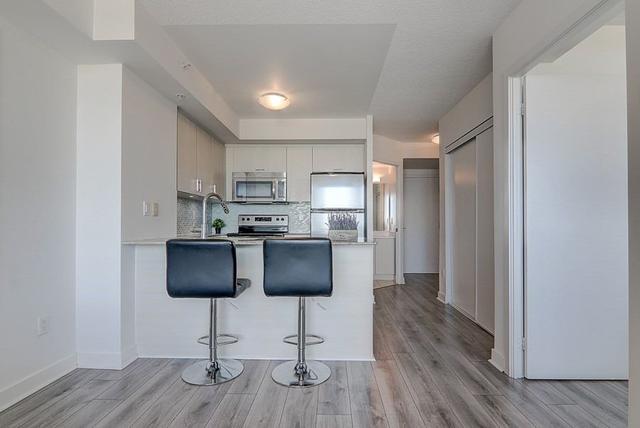 1306 - 5740 Yonge St, Condo with 2 bedrooms, 2 bathrooms and 1 parking in Toronto ON | Image 3