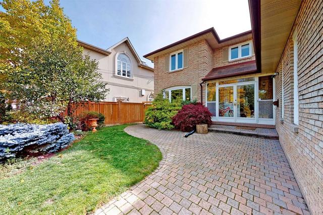 55 Risebrough Ave, House detached with 4 bedrooms, 4 bathrooms and 6 parking in Toronto ON | Image 22