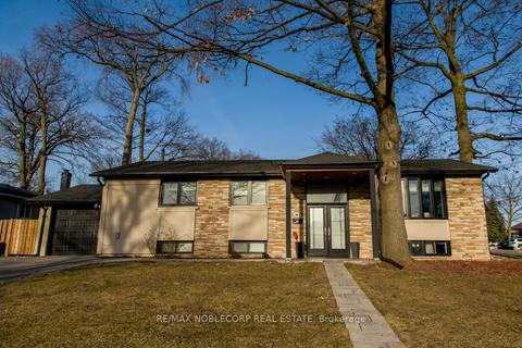 103 Exbury Rd, House detached with 3 bedrooms, 2 bathrooms and 5 parking in Toronto ON | Card Image