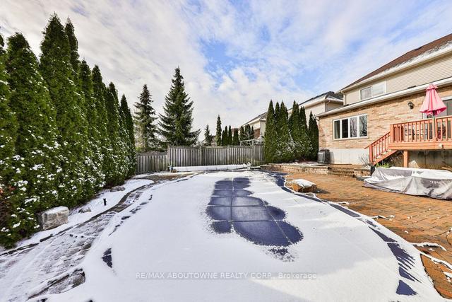 104 Garth Trails Cres, House detached with 3 bedrooms, 4 bathrooms and 6 parking in Hamilton ON | Image 33