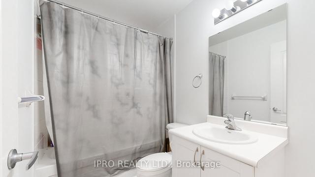 106 - 4 Elsinore Path, Condo with 1 bedrooms, 1 bathrooms and 1 parking in Toronto ON | Image 13