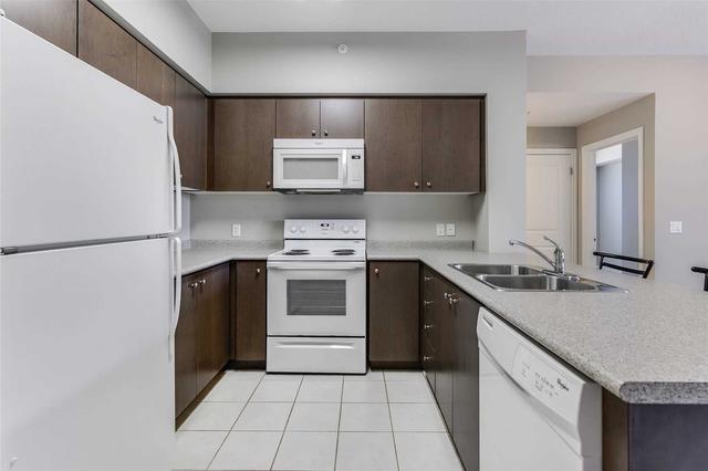 210 - 1083 Gordon St, Condo with 3 bedrooms, 2 bathrooms and 1 parking in Guelph ON | Image 13