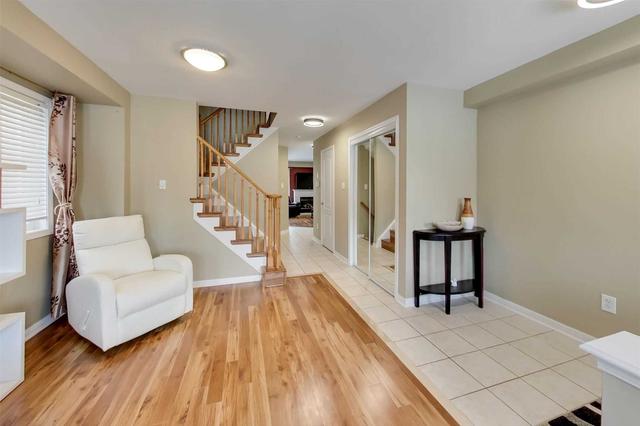 16 Succession Cres, House attached with 4 bedrooms, 3 bathrooms and 2 parking in Barrie ON | Image 22