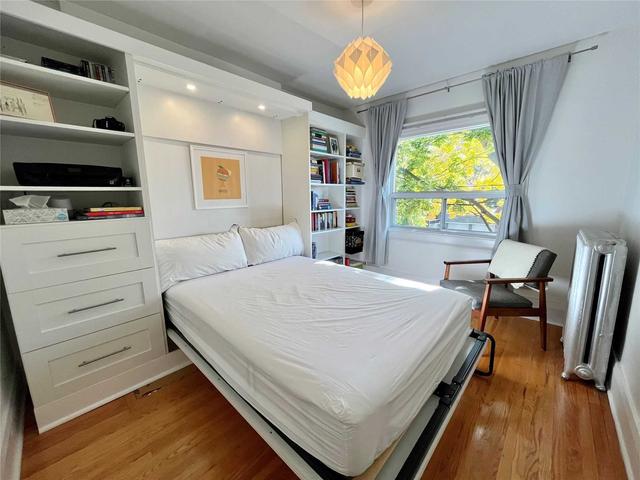 44 Parkdale Rd, House detached with 4 bedrooms, 3 bathrooms and 1 parking in Toronto ON | Image 9