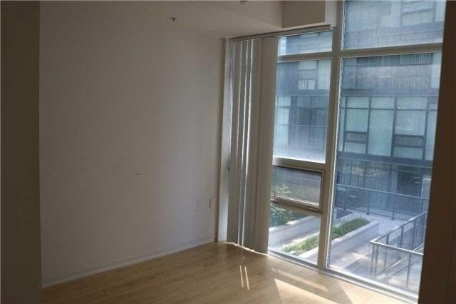 809e - 36 Lisgar St, Condo with 2 bedrooms, 1 bathrooms and 1 parking in Toronto ON | Image 1