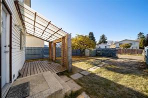 17 Aberdare Road Ne, House detached with 3 bedrooms, 1 bathrooms and 2 parking in Calgary AB | Image 19