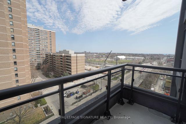 910 - 286 Main St, Condo with 2 bedrooms, 2 bathrooms and 0 parking in Toronto ON | Image 11