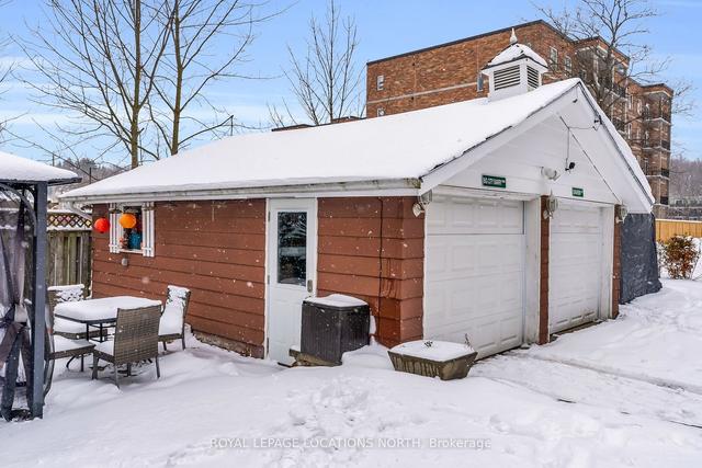 465 29th St W, House detached with 3 bedrooms, 2 bathrooms and 6 parking in Owen Sound ON | Image 31