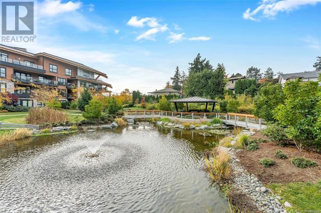 102 - 740 Travino Lane, Condo with 2 bedrooms, 2 bathrooms and 1 parking in Saanich BC | Image 30