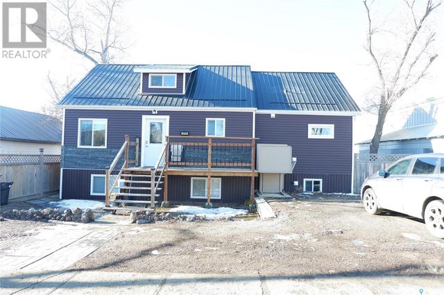 416 Columbus Drive, House detached with 5 bedrooms, 3 bathrooms and null parking in Rockglen SK | Image 1