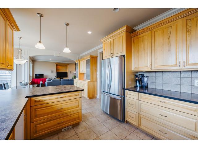 3463 Applewood Drive, House detached with 6 bedrooms, 4 bathrooms and 8 parking in Abbotsford BC | Image 11