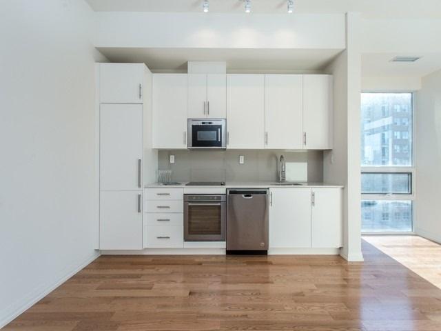 806 - 460 Adelaide St E, Condo with 1 bedrooms, 1 bathrooms and 0 parking in Toronto ON | Image 3