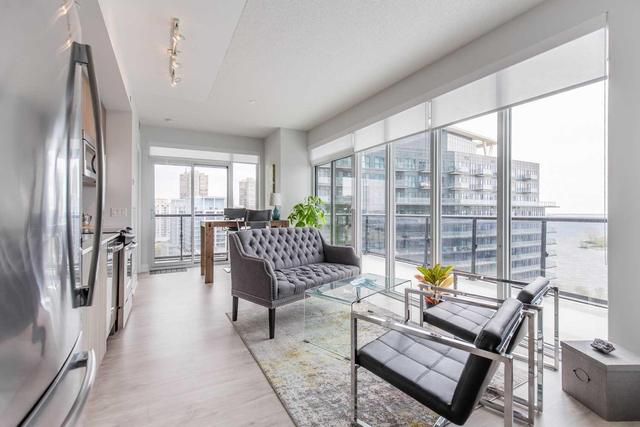 1402 - 56 Annie Craig Dr, Condo with 2 bedrooms, 1 bathrooms and 1 parking in Toronto ON | Image 9