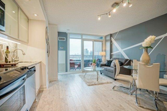 3311 - 25 Telegram Mews, Condo with 2 bedrooms, 2 bathrooms and 1 parking in Toronto ON | Image 4