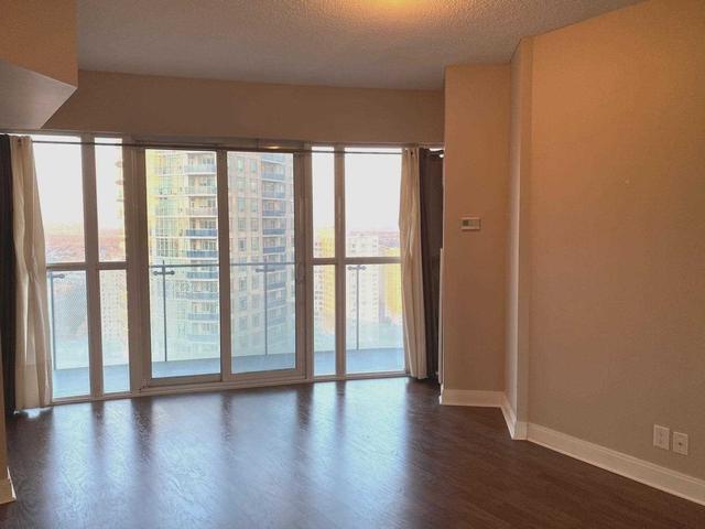 2303 - 50 Absolute Ave, Condo with 2 bedrooms, 1 bathrooms and 1 parking in Mississauga ON | Image 14