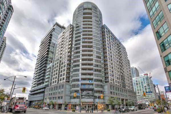 1002 - 20 Blue Jays Way, Condo with 1 bedrooms, 1 bathrooms and 0 parking in Toronto ON | Image 1