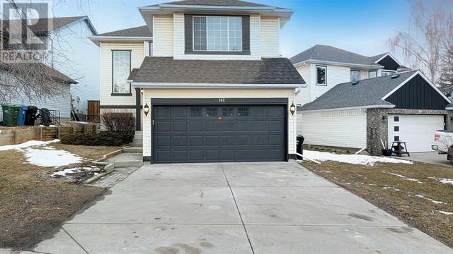 102 Somercrest Circle Sw, House detached with 5 bedrooms, 3 bathrooms and 2 parking in Calgary AB | Image 1